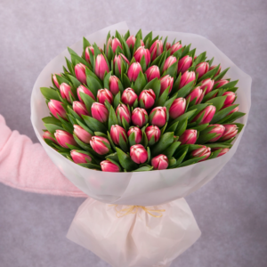 Red/White Tulips Bouquet